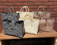 OJO DE MEX Plastico CAGO Tote